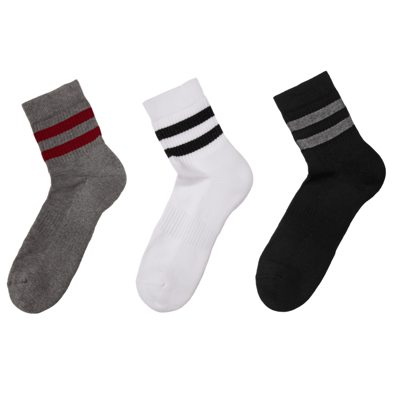 ME-WE  Ανδρικές αθλητικές κάλτσες ημίκοντες με σχέδιο ρίγα οικονομική συσκευασία με 3 ζευγάρια 