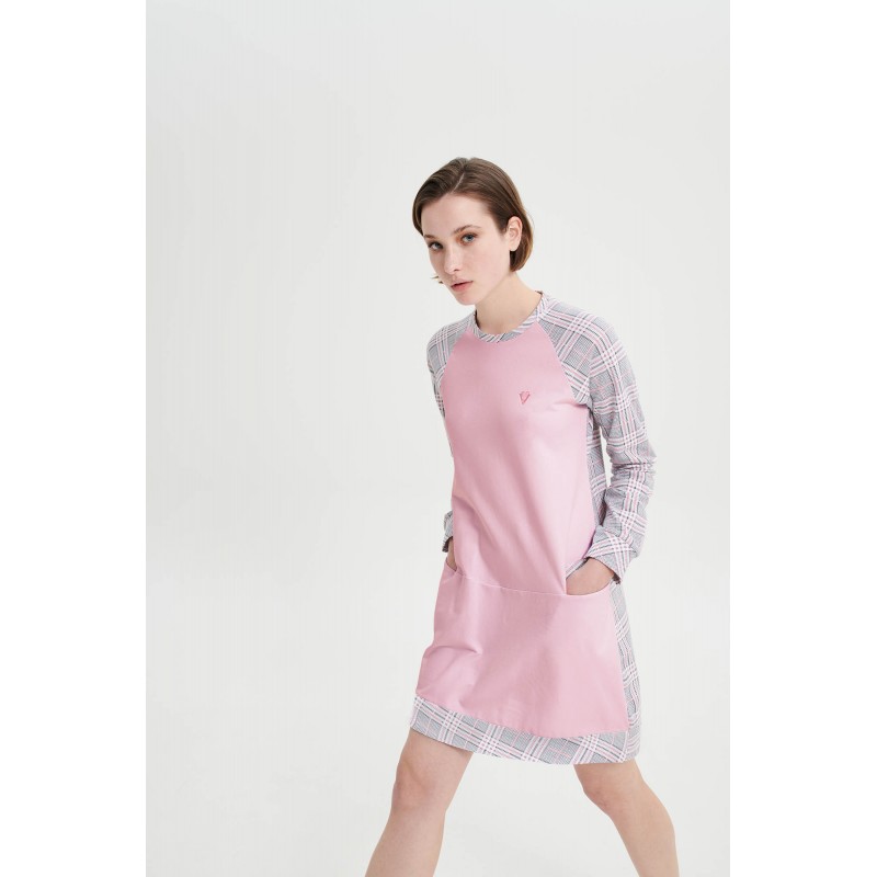 Vamp Women s Cotton Long Sleeved Nightdress With Plaid Details 