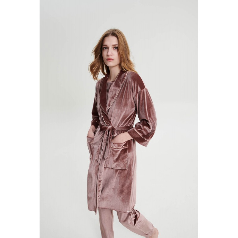 Vamp Women s Velour Robe