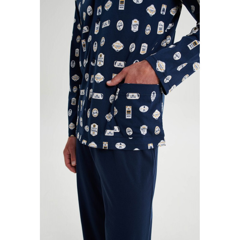 Vamp Men s Buttoned Long Sleeved Pajamas With Modern Pattern
